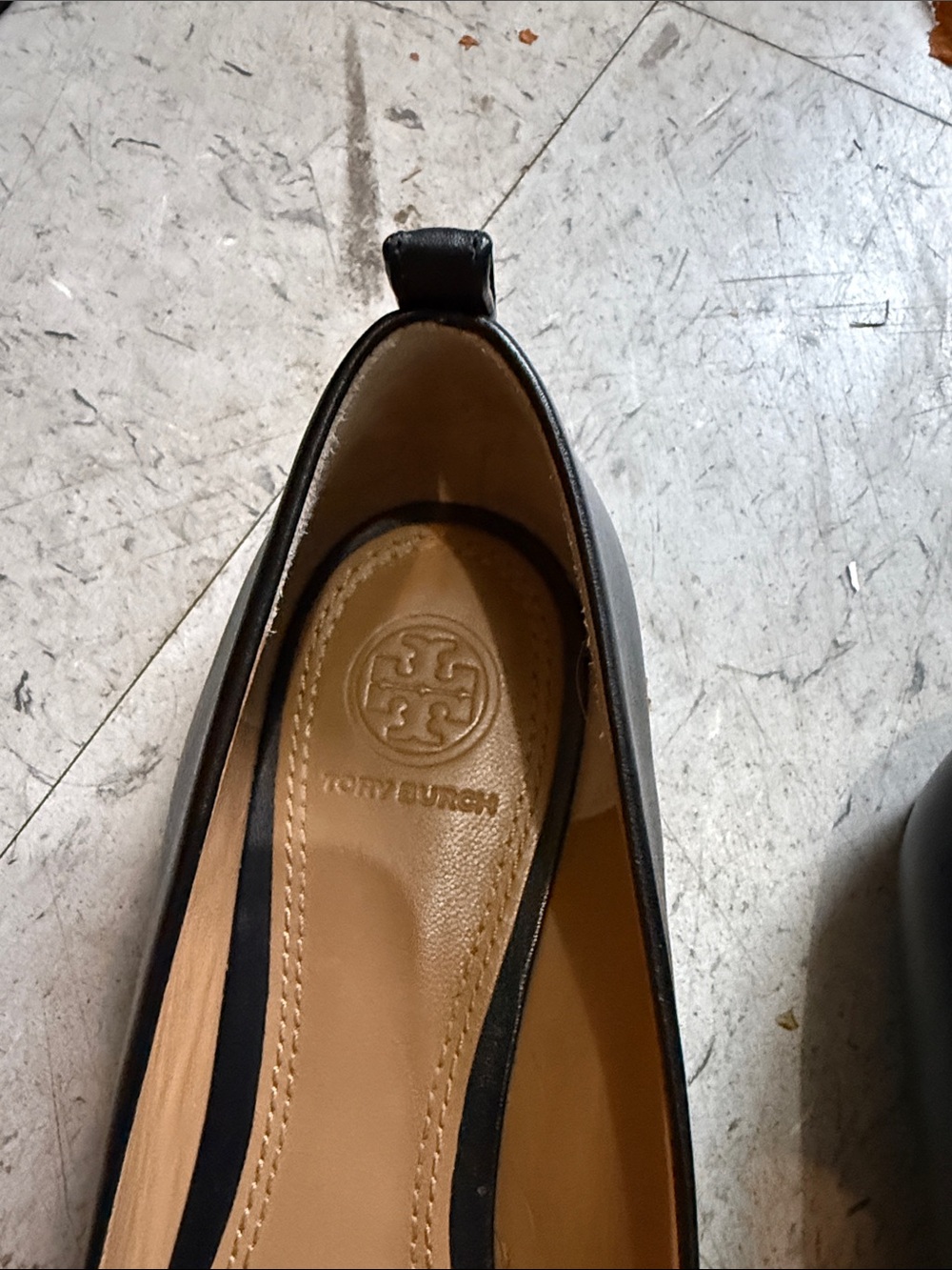 Tory Burch Black Leather Logo Ballet Flats - Picture 3 of 5